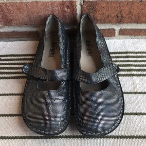Alegria Sparkly/ Glitter Mary Janes!